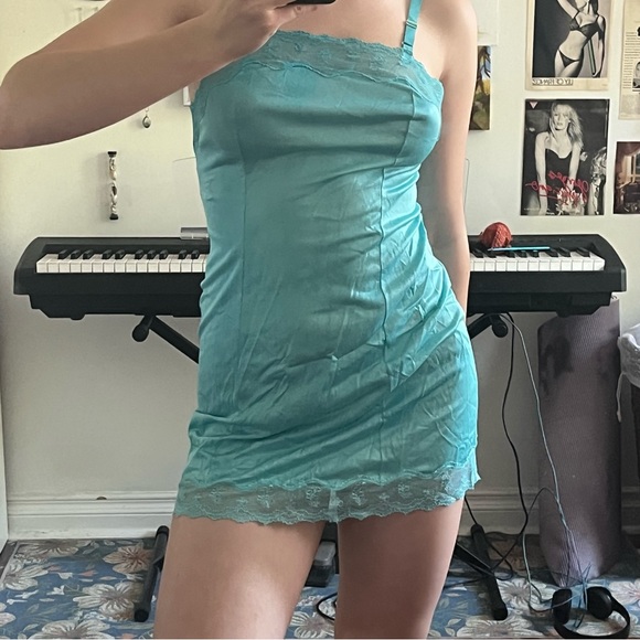 Vintage slip dress - Picture 3 of 3